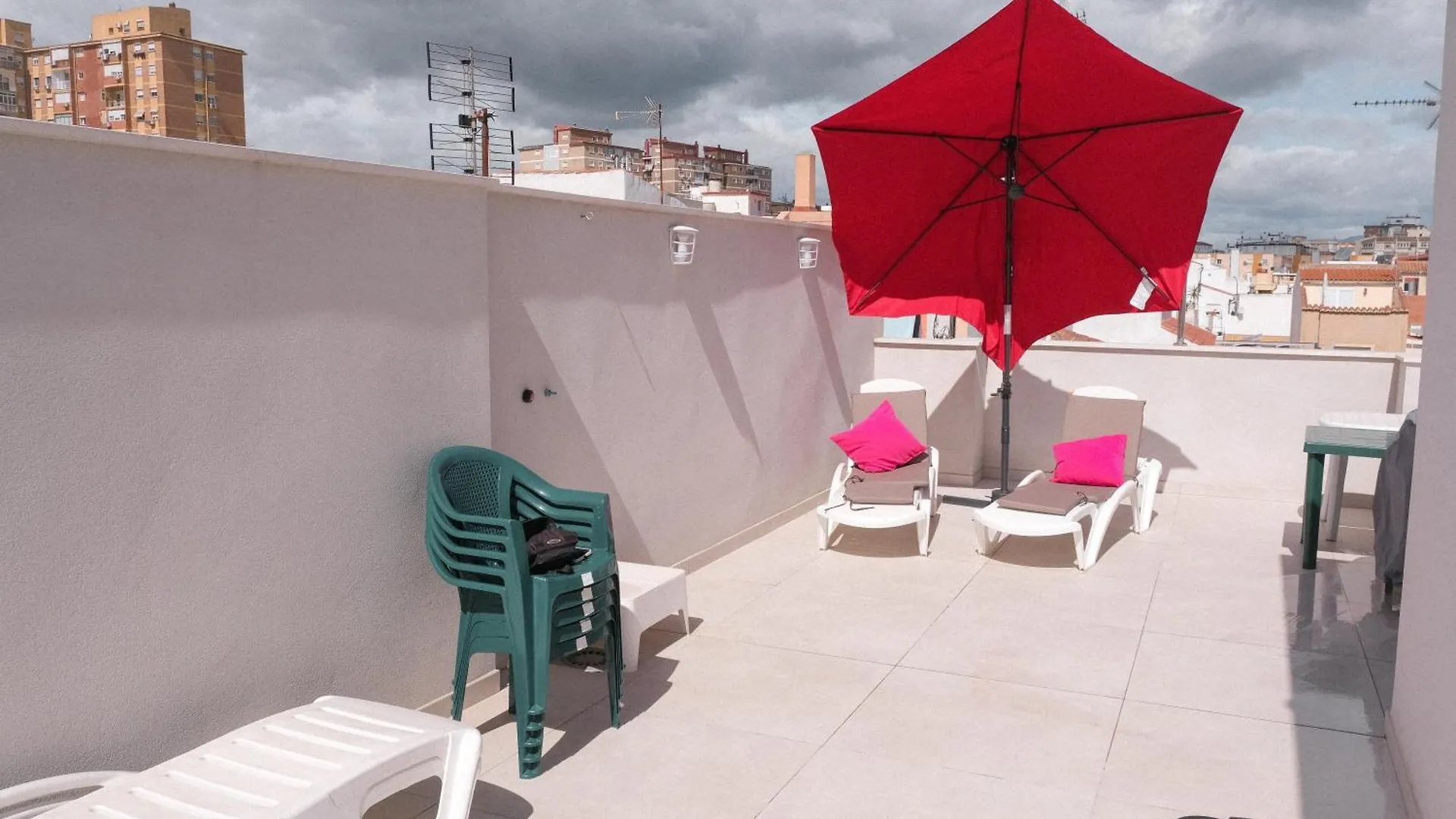 Ferienhaus Arthouse Huelin 200 M From Beach Málaga Spanien